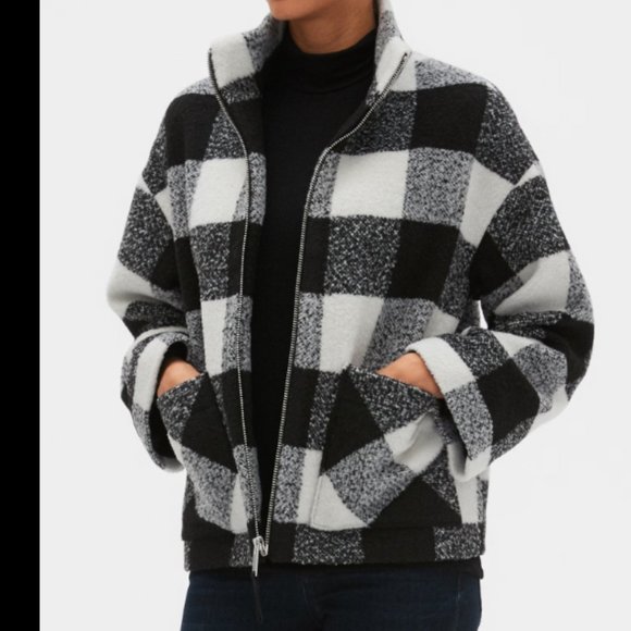 GAP Jackets & Blazers - NWOT GAP Plaid Jacket in Boucle